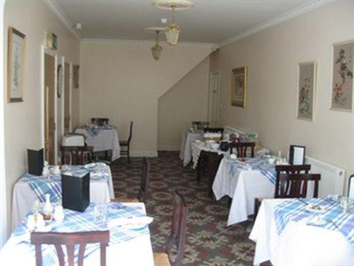 לינה וארוחת בוקר ברידג'נד Hazelwood House מראה חיצוני תמונה